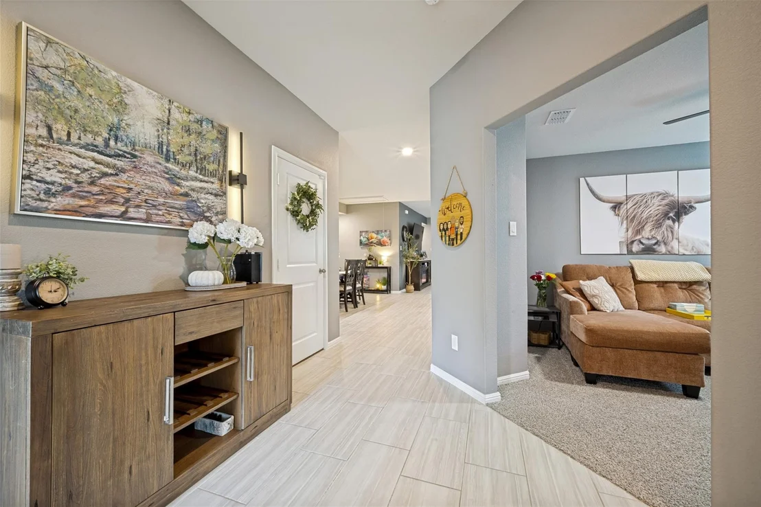 Photo of 5529 Legends Way