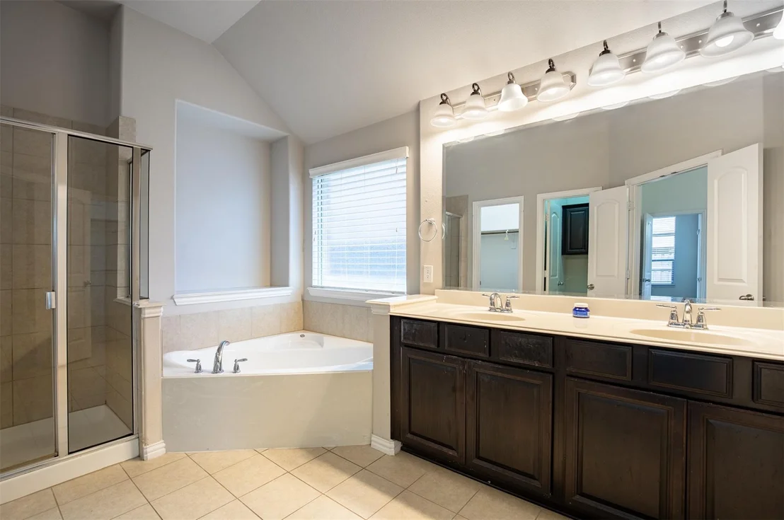 Photo of 3904 Deer Lake Drive