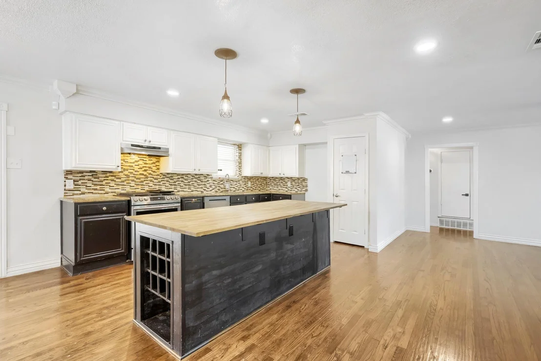 Photo of 3230 Rock Bluff Drive