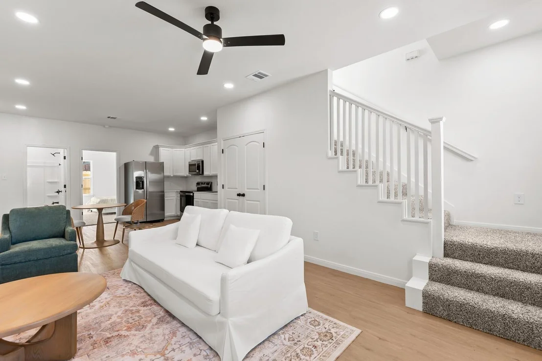 Photo of 84 Crescent