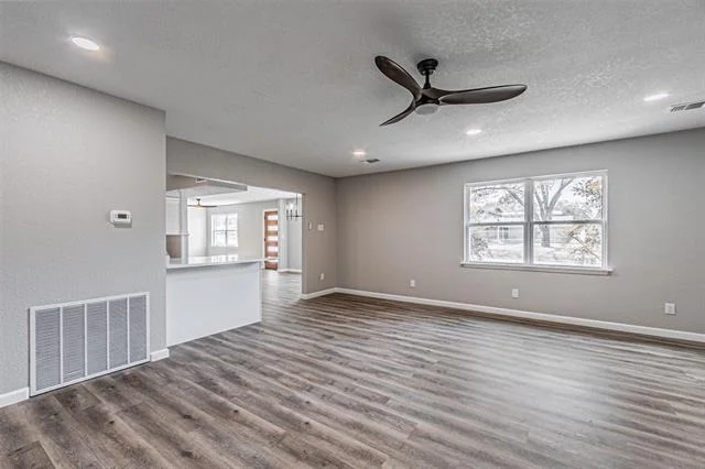 Photo of 1160 Harrison Lane