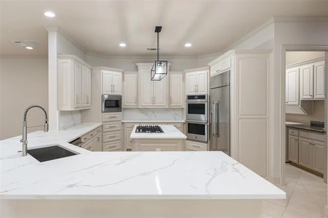Photo of 906 Glen Rose Drive