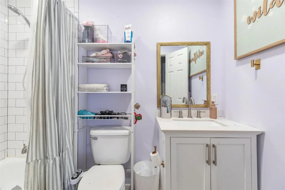Photo of 720 GLENDALE Drive