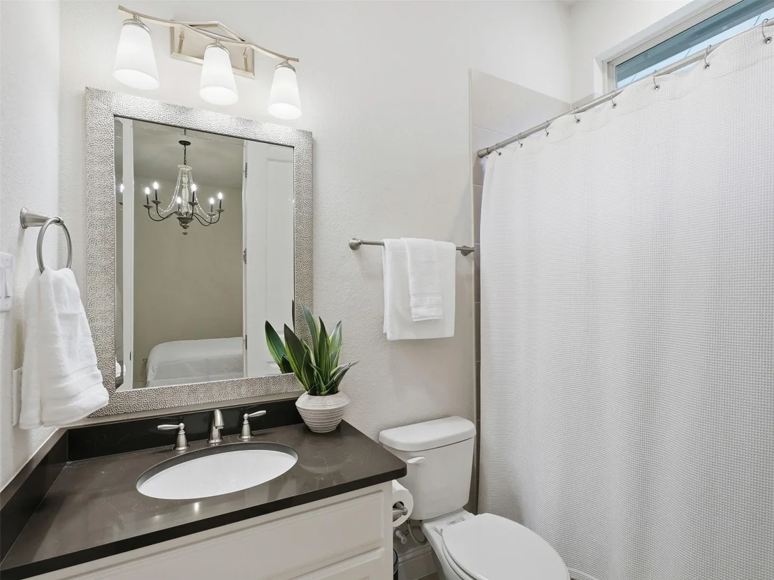 Photo of 1221 Falcon Drive