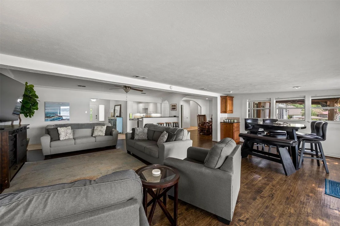Photo of 211 Lake Front Drive