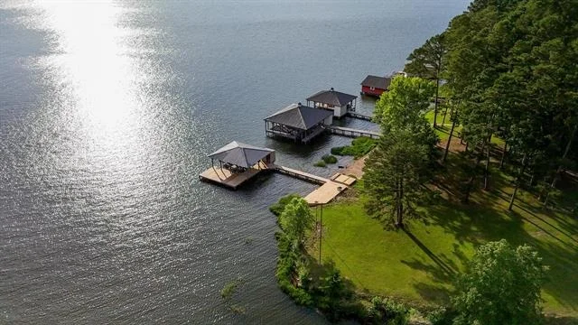 Photo of 16862 Cardinal Lane