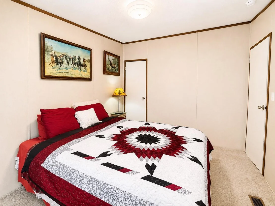 Photo of 8883 County Road 2075