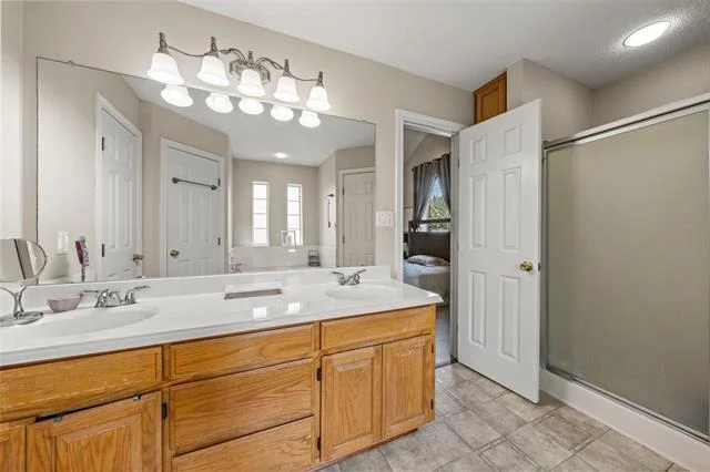 Photo of 104 W Jade Drive