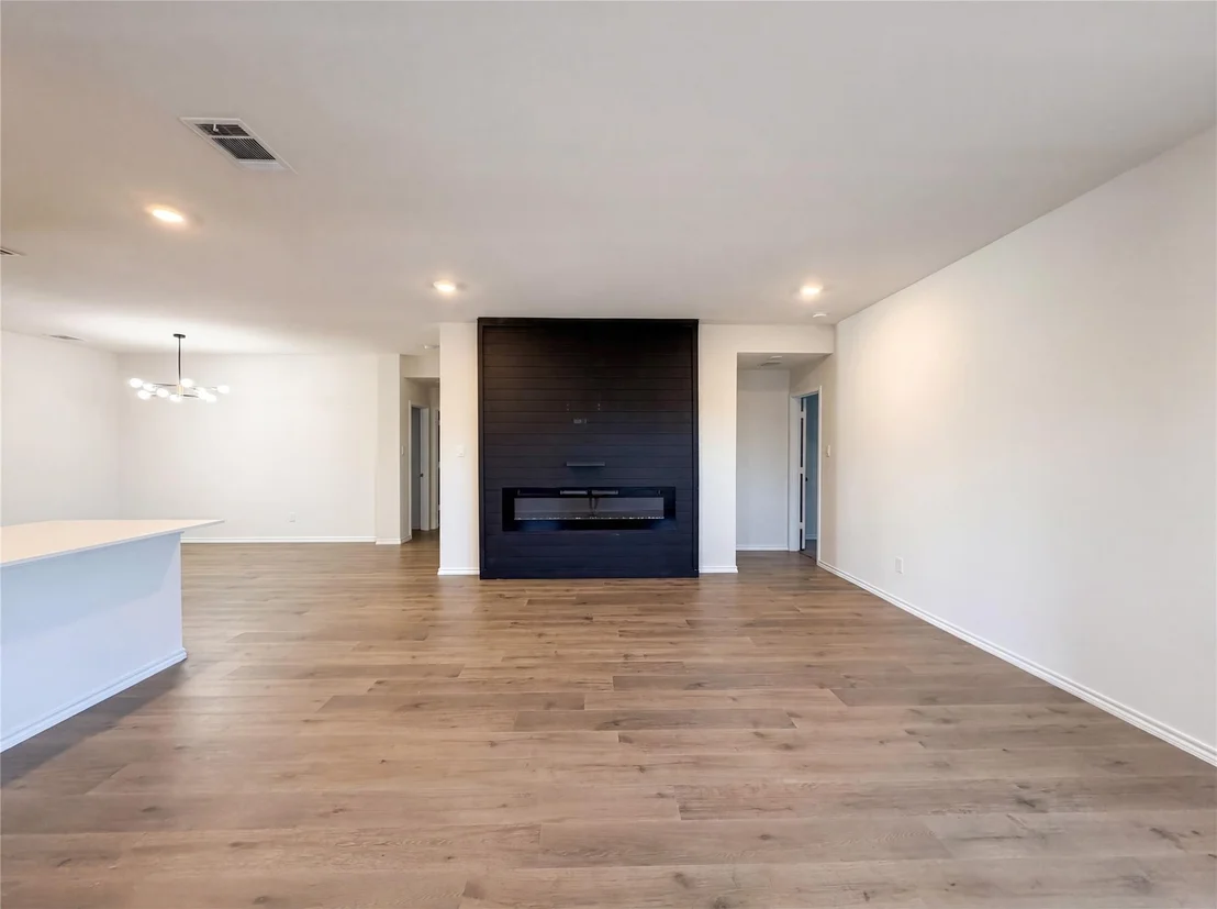 Photo of 6424 Waterfall Lane