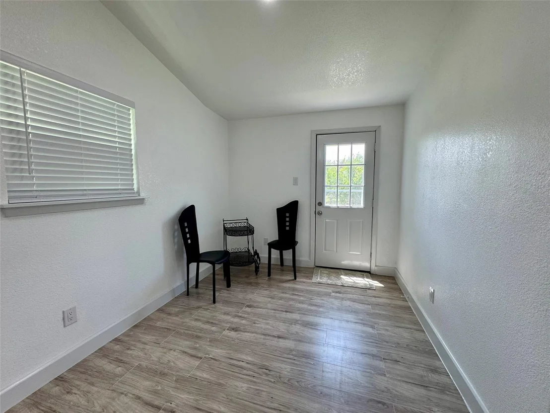Photo of 5777 County Road 927