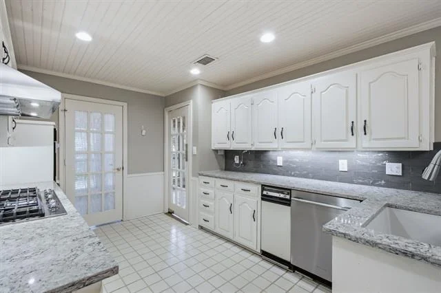 Photo of 236 Canyon Valley Drive