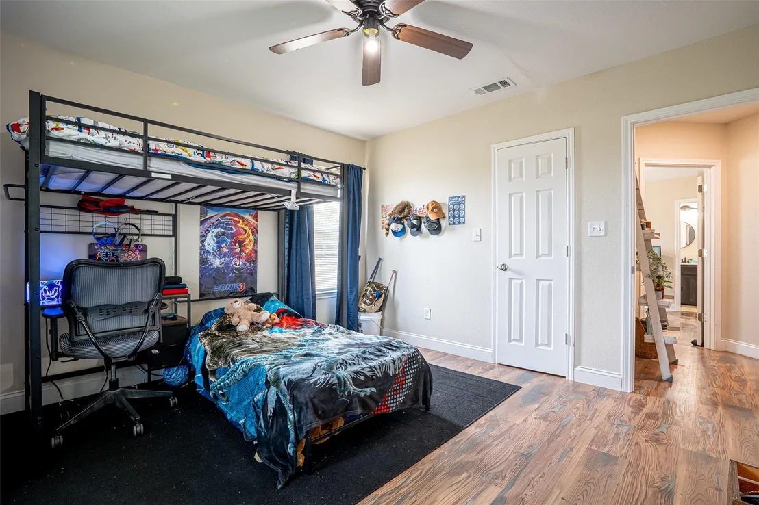Photo of 166 Private Road 1404