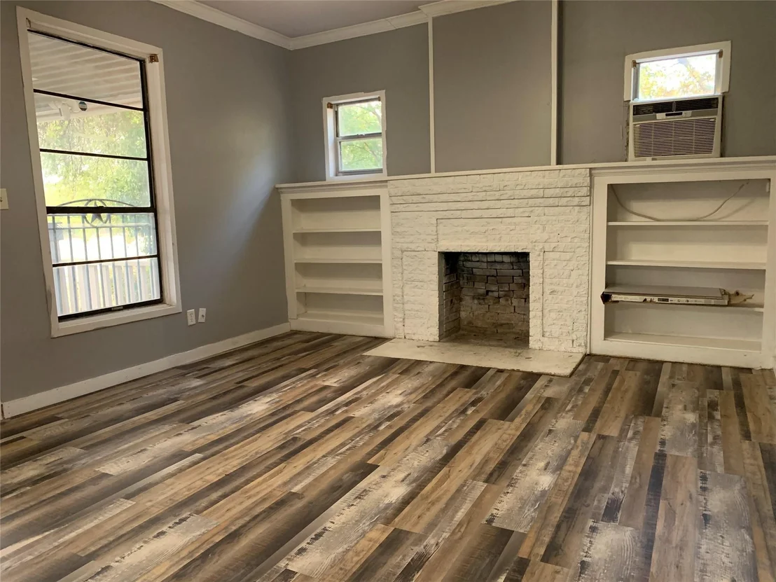 Photo of 915 2nd Street