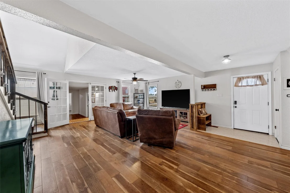 Photo of 518 Warren Road