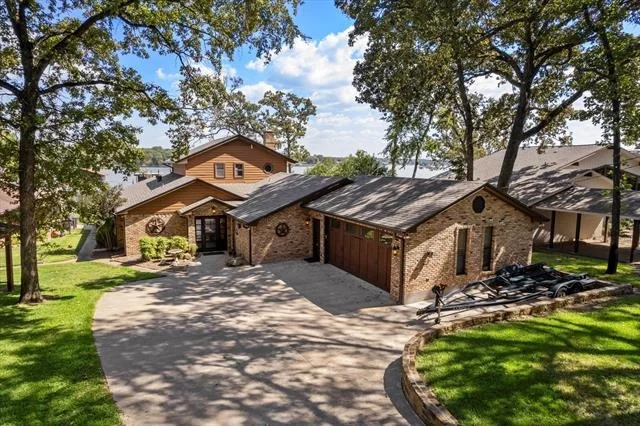 Photo of 169 Deer Island Road