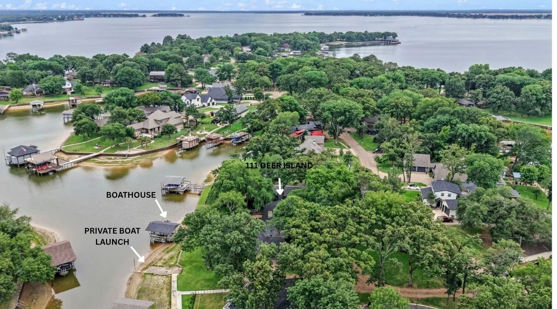Photo of 111 Deer Island Road