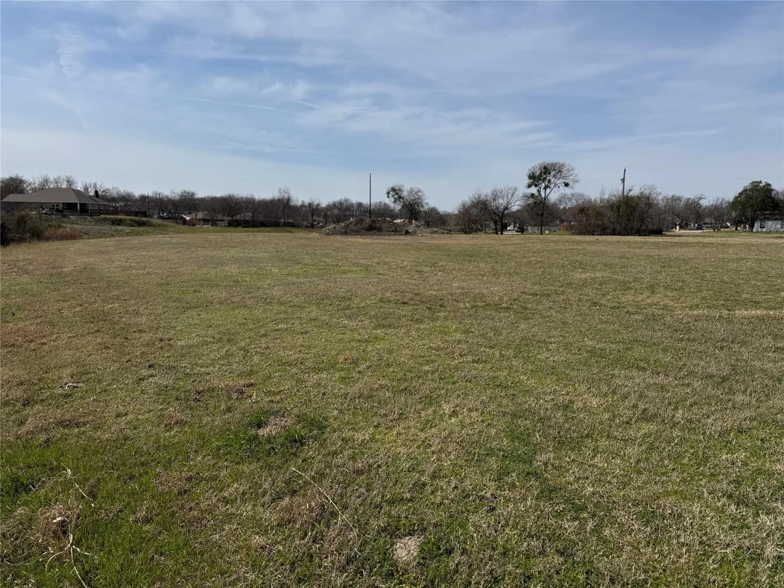 Photo of 7945 White Settlement Road