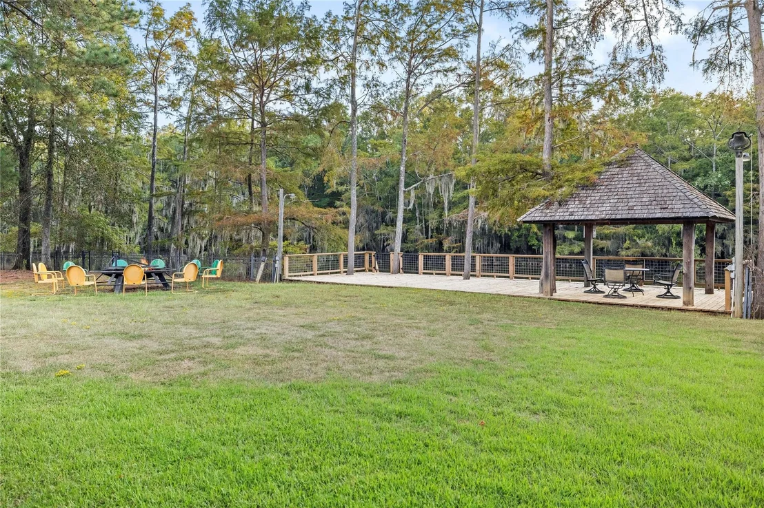 Photo of 742 Private  Road 7219