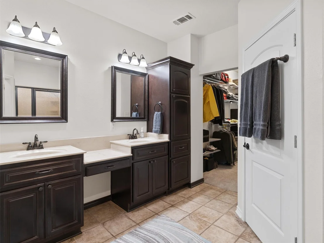 Photo of 2976 CR 217 E