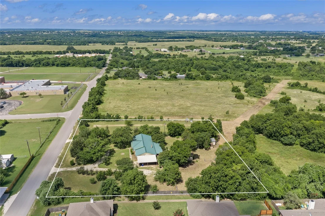 Photo of 440 Williams Road