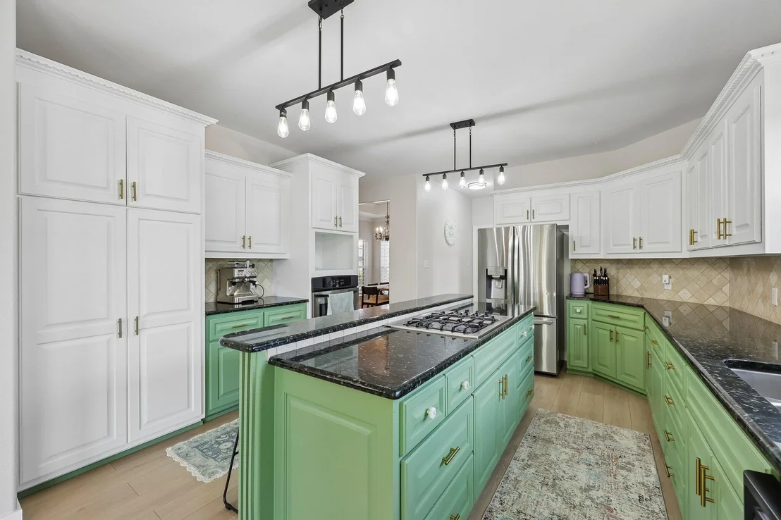 Photo of 15144 Delaney Lane