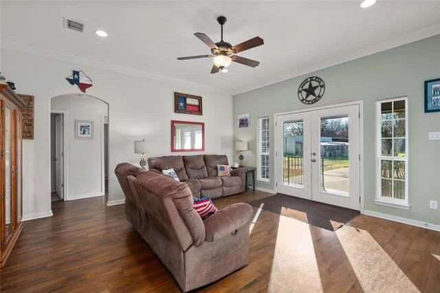 Photo of 2122 Tower Drive