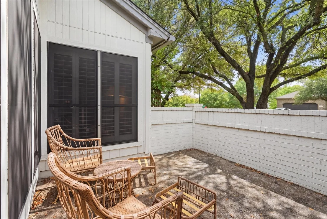 Photo of 5744 Ledgestone Drive