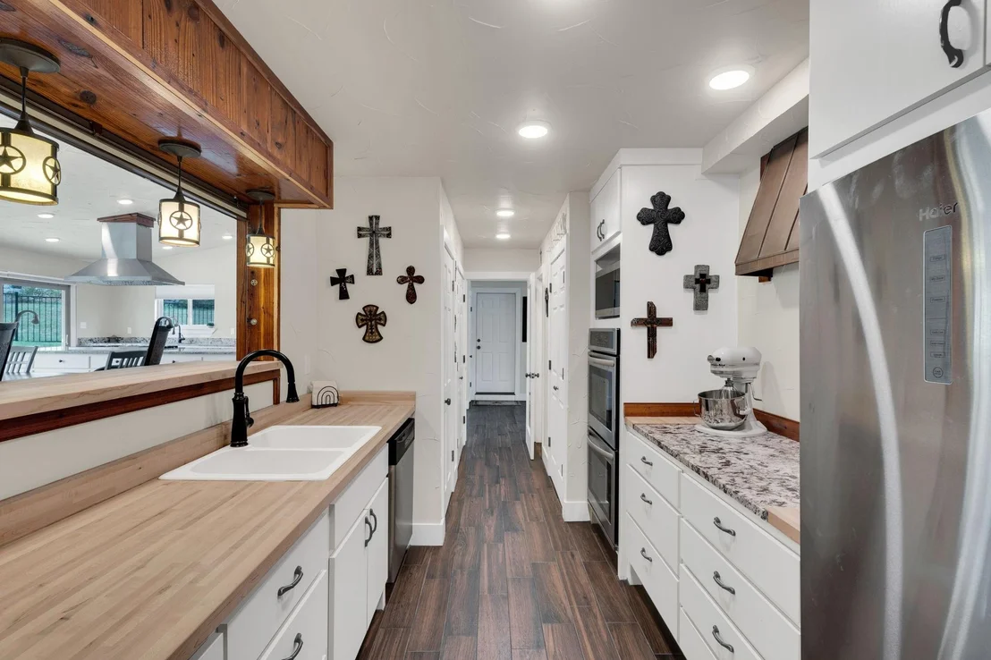 Photo of 5102 Largo Drive