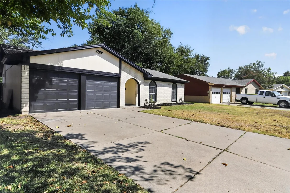 Photo of 628 Lisa Street