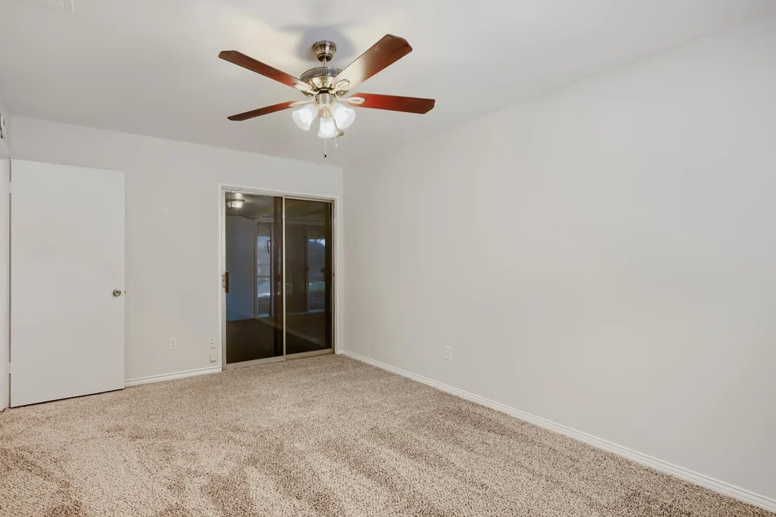 Photo of 937 Birchwood Drive
