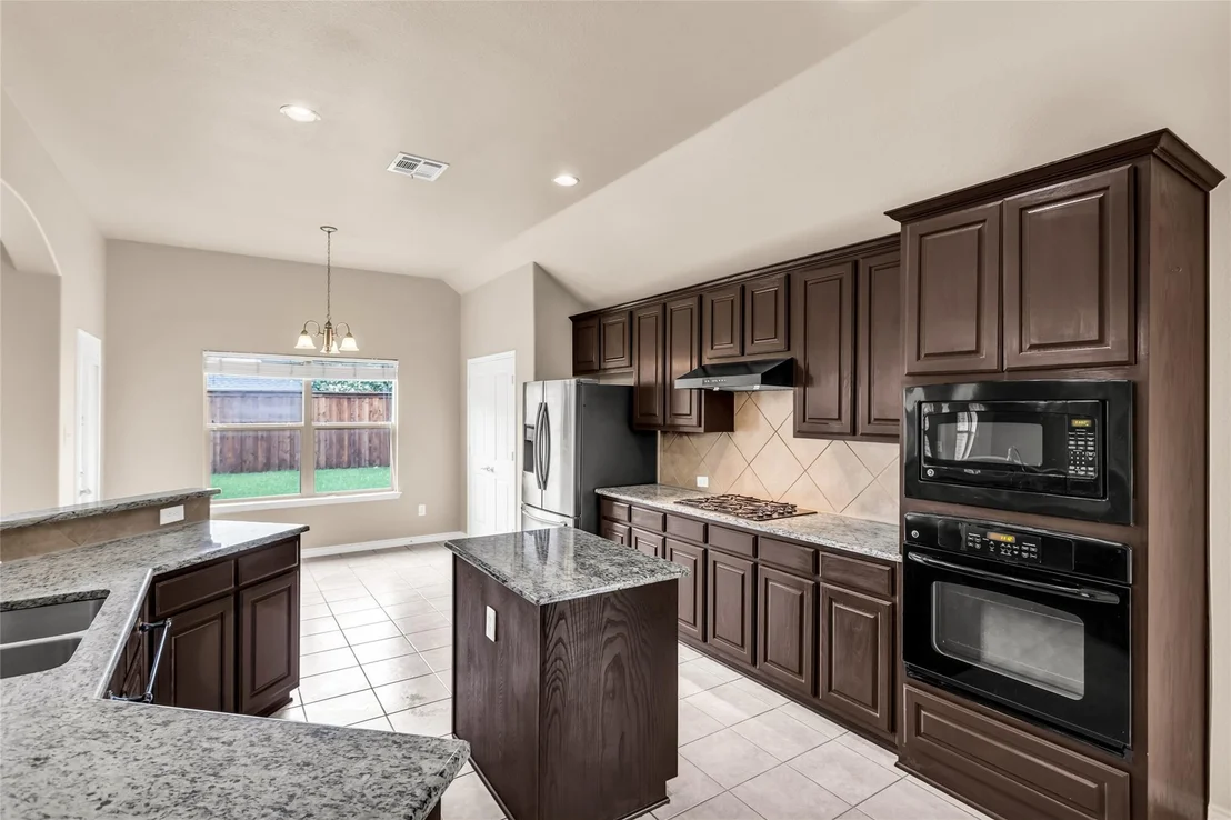 Photo of 1616 Nestledown Drive