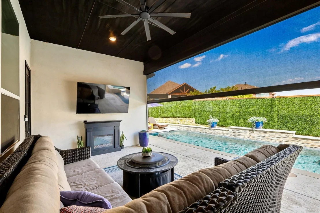 Photo of 7122 Doe Creek Lane