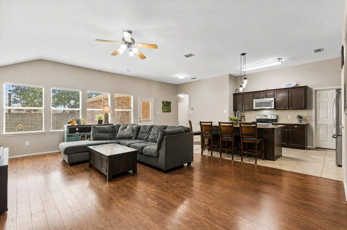 Photo of 2015 Highland Drive