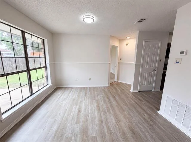 Photo of 1502 Allen Drive