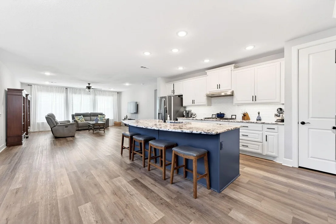 Photo of 1469 Lawnview Drive