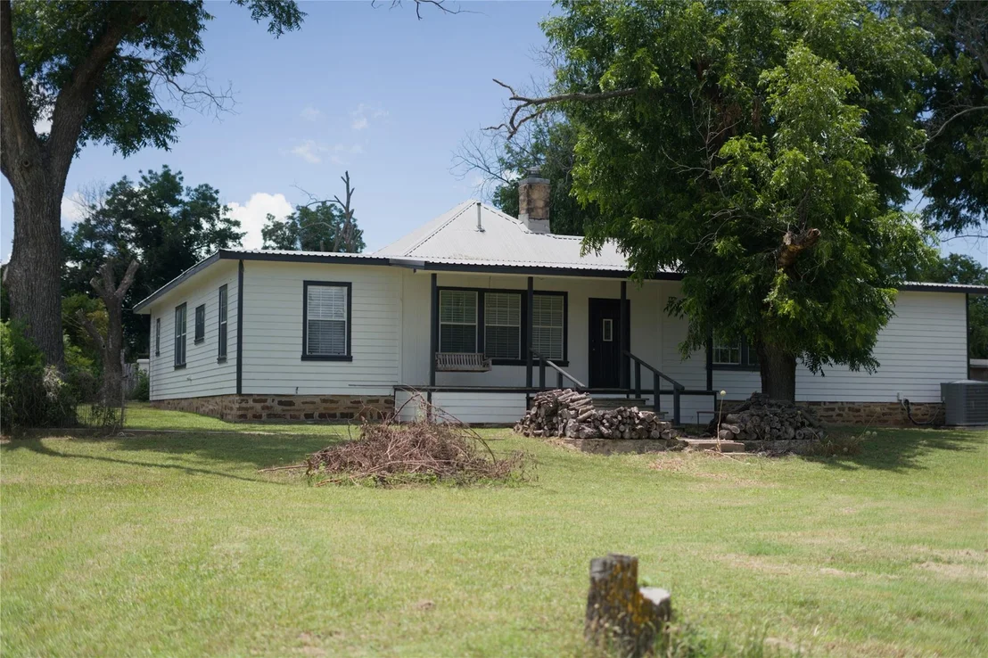 Photo of 355 County Road 104