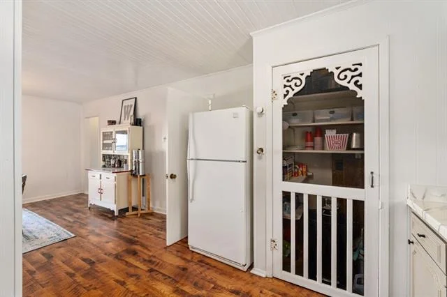 Photo of 138 Pin Oak Drive