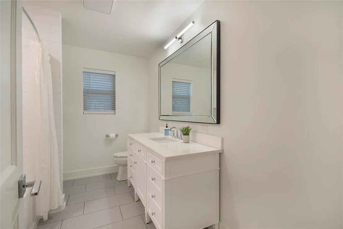 Photo of 1049 Forest Grove Drive
