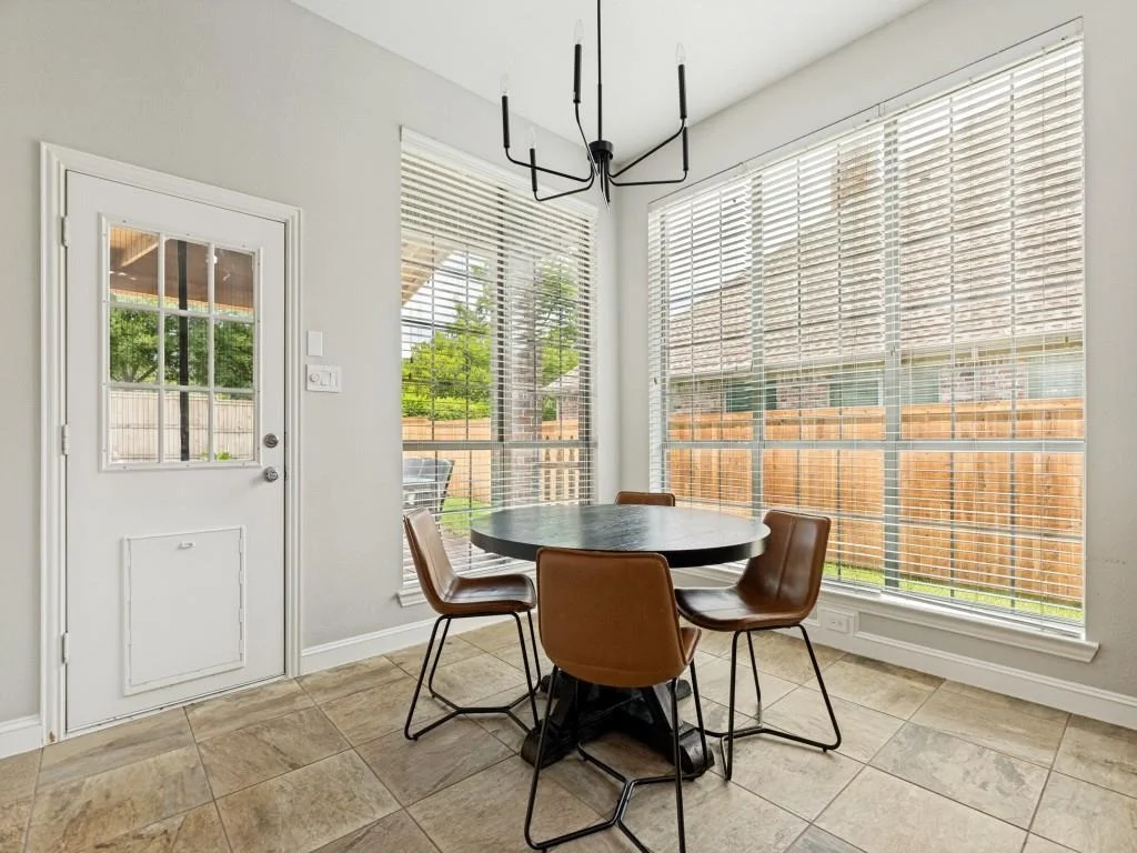 Photo of 1001 Thornapple Drive