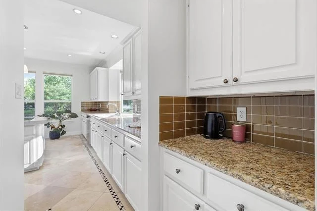 Photo of 1048 Basilwood Drive