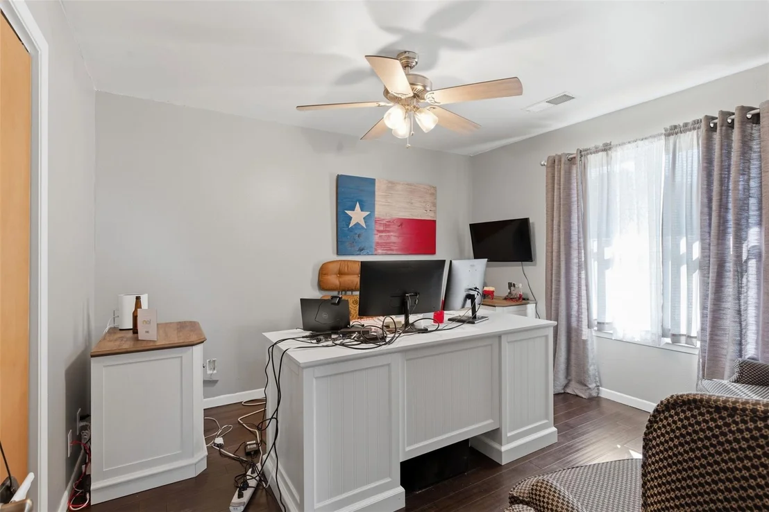 Photo of 1115 County Road 2102