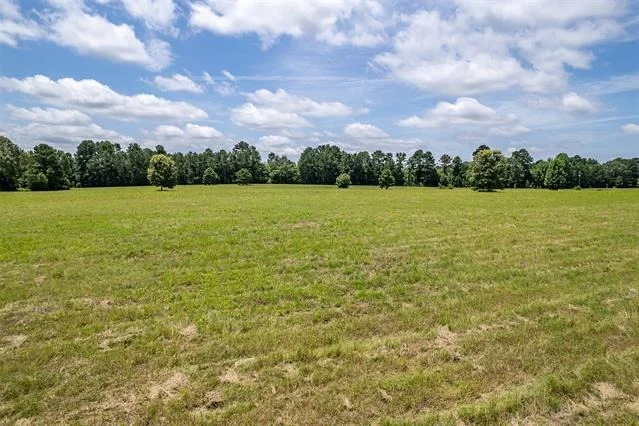 Photo of 15688 US Highway 271