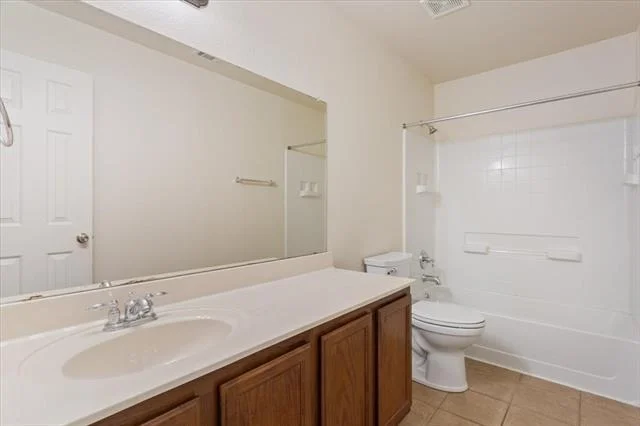 Photo of 224 Starlight Drive