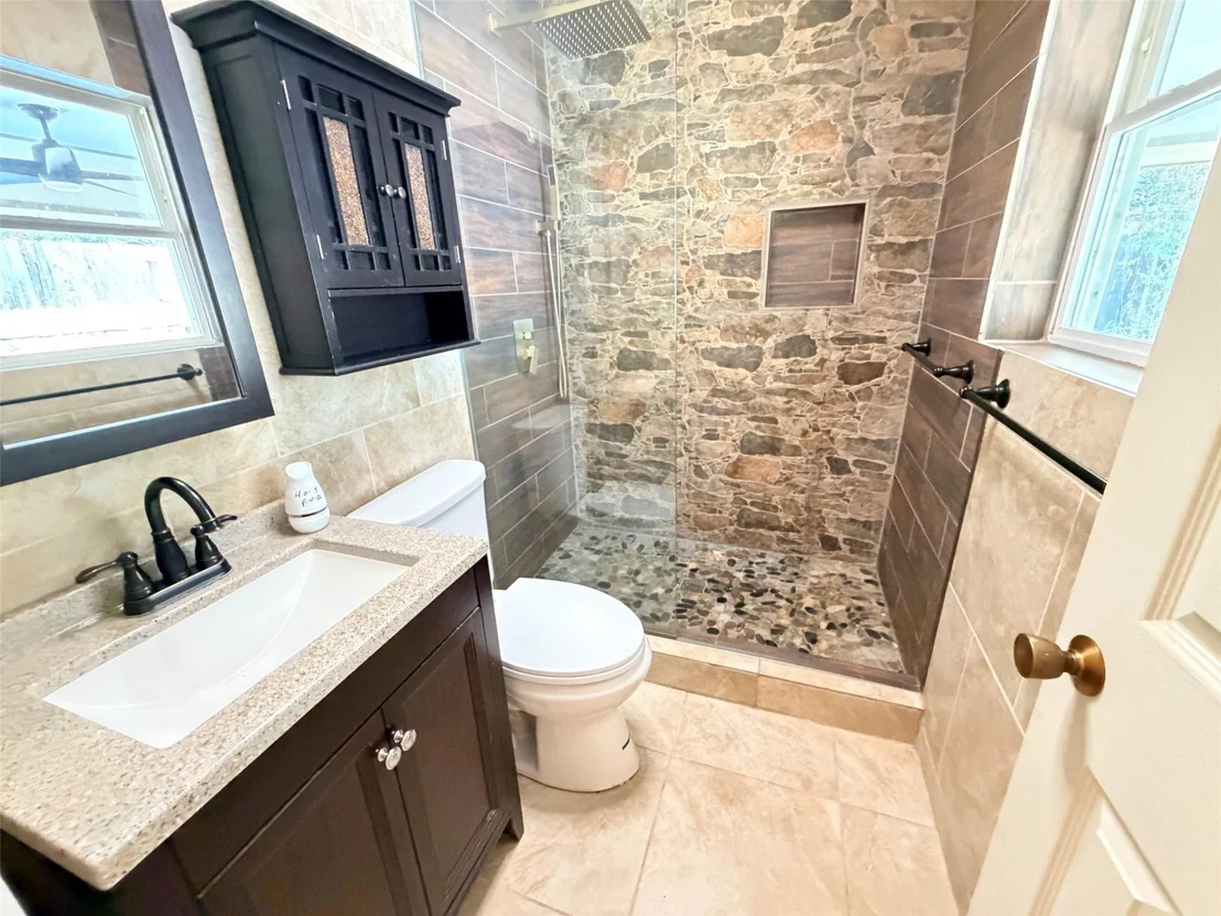 Photo of 515 Joy Lane