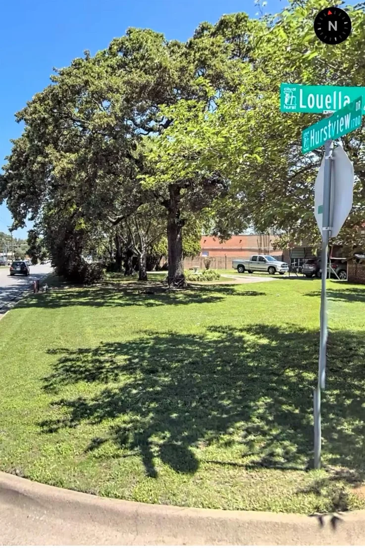 Photo of 440 W Louella