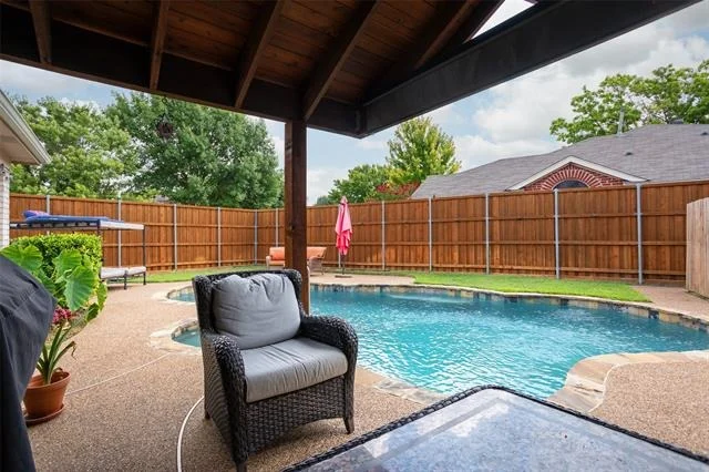 Photo of 741 Whitman Drive