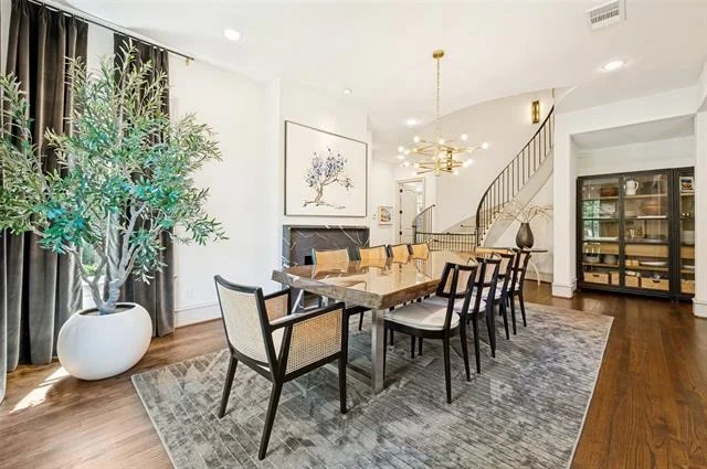 Photo of 5638 Greenbrier Drive