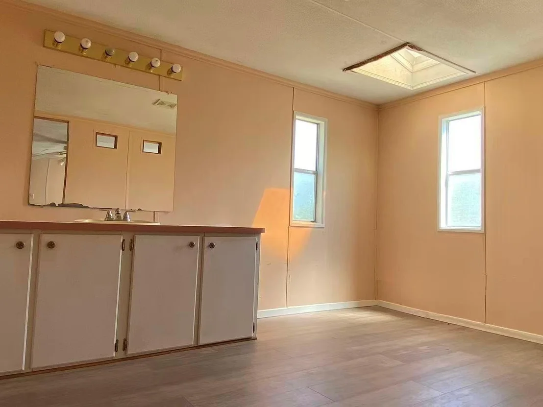 Photo of 1000 Sundance Drive