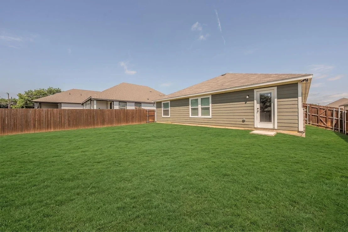 Photo of 433 Rose Avenue