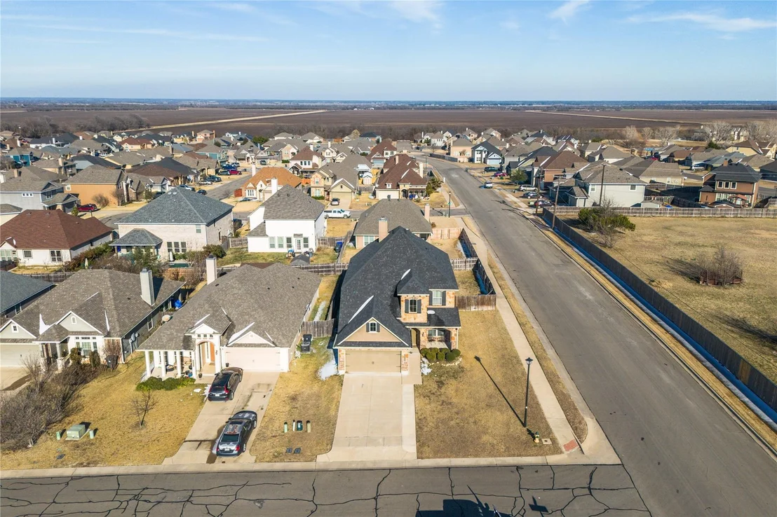 Photo of 10864 Aurora